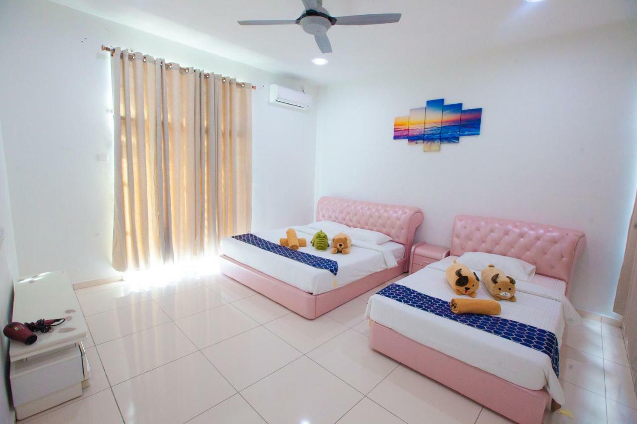 The Only Sea View In Town Villa Kuah Luaran gambar